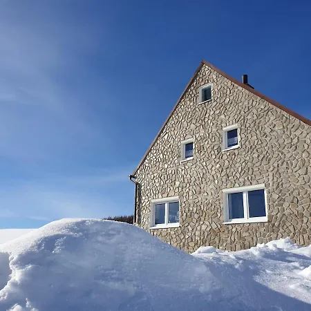 Adla- Sauna-hot Tube Holiday home Kovarska