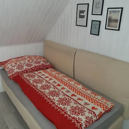 Adla- Sauna-hot Tube Holiday home